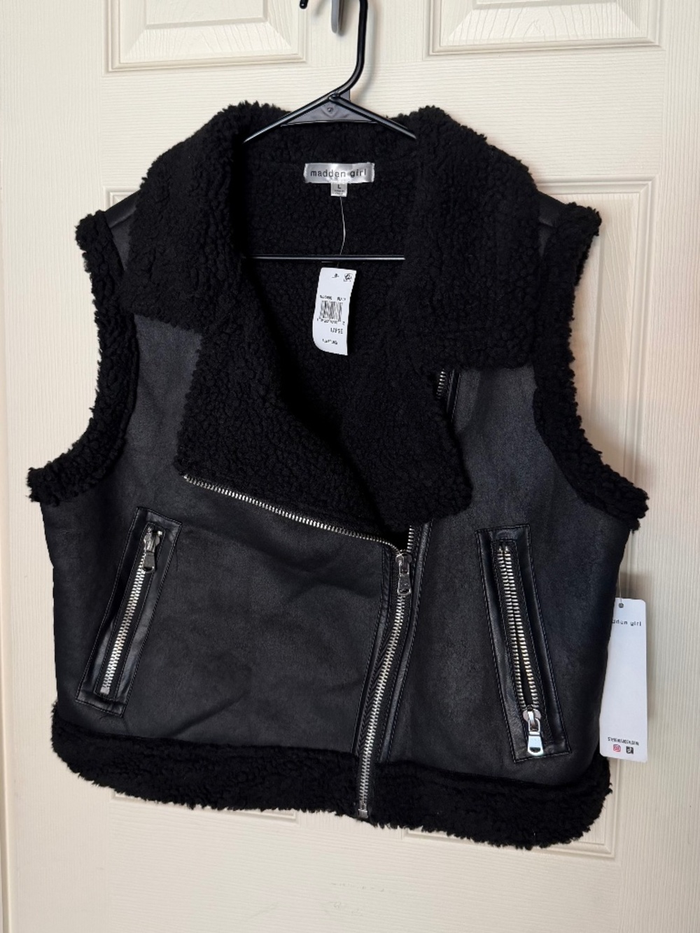Madden Girl Faux Shearling Moto Vest – NWT – Women’s Size L